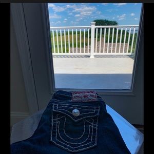 True religion Distressed jeans